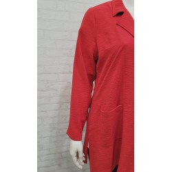 chaqueta fluida roja